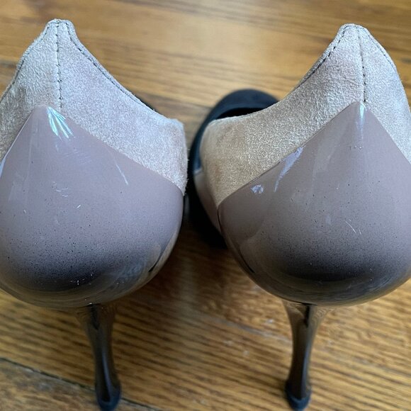 Miu Miu Two-Tone Suede and Patent Leather Pumps, Size 40 EU - Picture 13 of 16